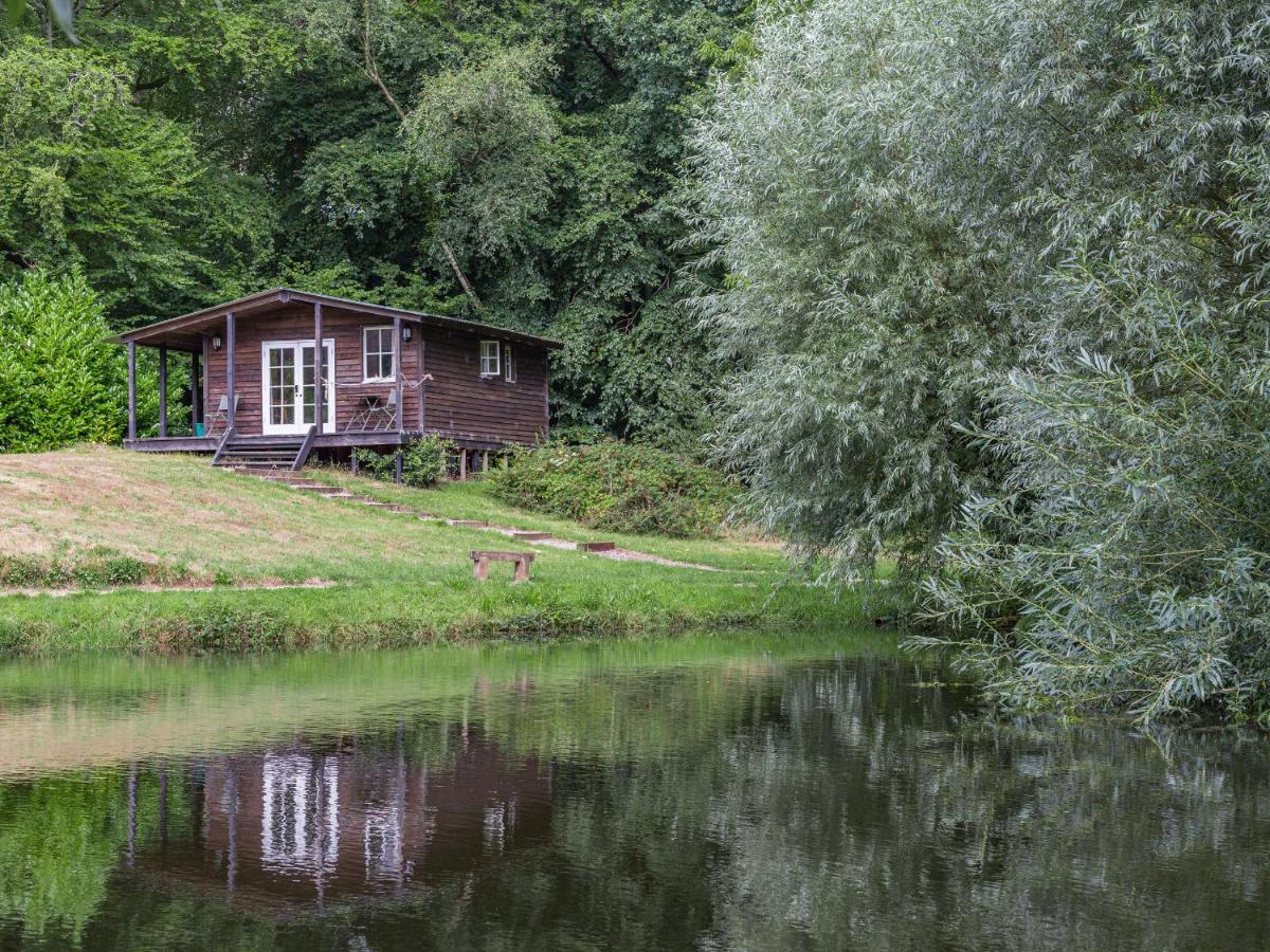 Lakeside Cabin Dunkeswell Exterior photo